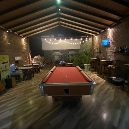 Bali Caps Hostel Kuta Lombok Eksteriør billede