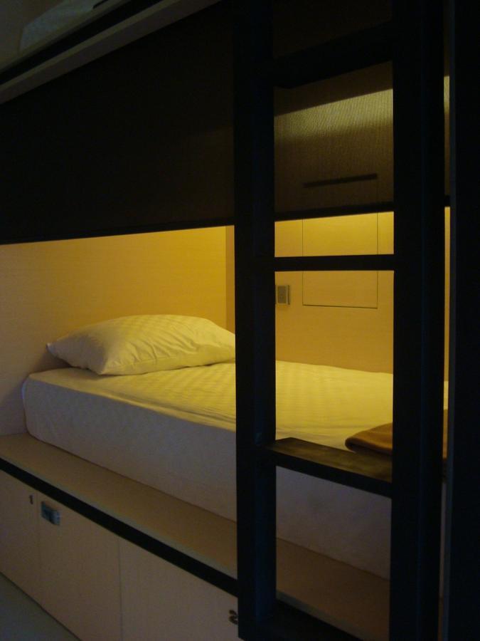 Bali Caps Hostel Kuta Lombok Eksteriør billede