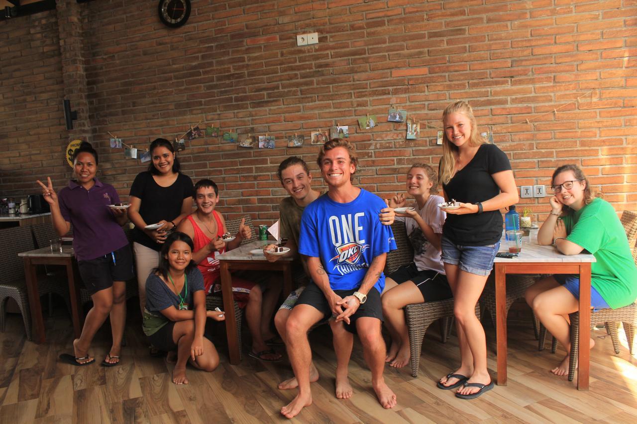 Bali Caps Hostel Kuta Lombok Eksteriør billede